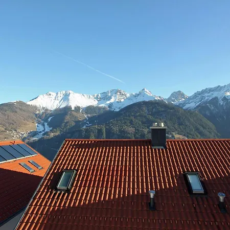 Modern In At Bus Stop Daire