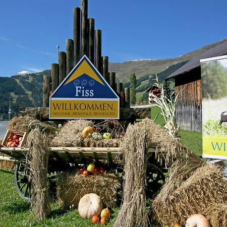 Apartment Modern Apartment In Fiss At Ski Bus Stop *