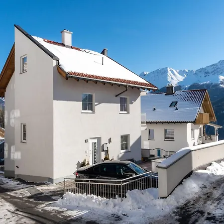 Apartment Modern Apartment In Fiss At Ski Bus Stop